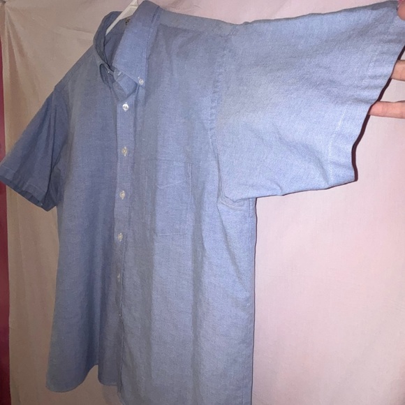 Men’s Denim Van Heusen Wrinkle Free Short Sleeve Button Down - Picture 5 of 8